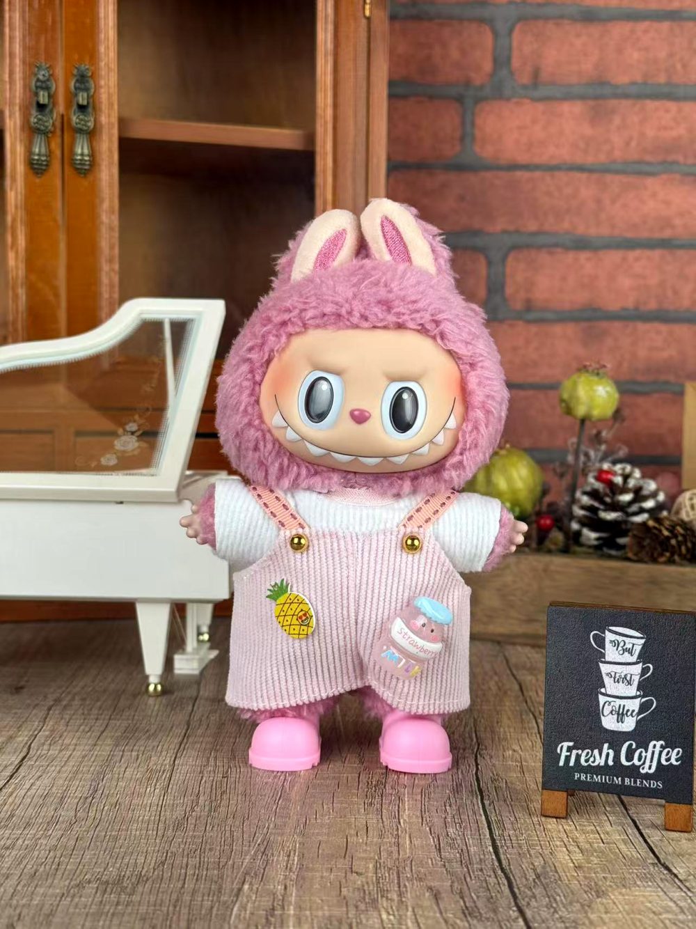 Labubu Costume Set (017)- Character Outfit (17cm)