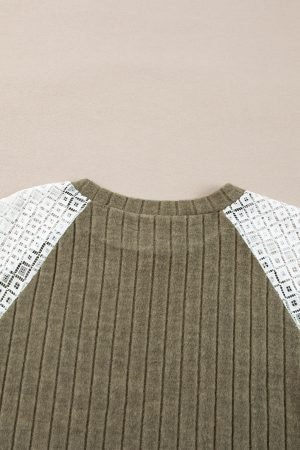Vineyard Green Plus Size Textured Floral Patchwork Raglan Sleeve Blouse - Image 7