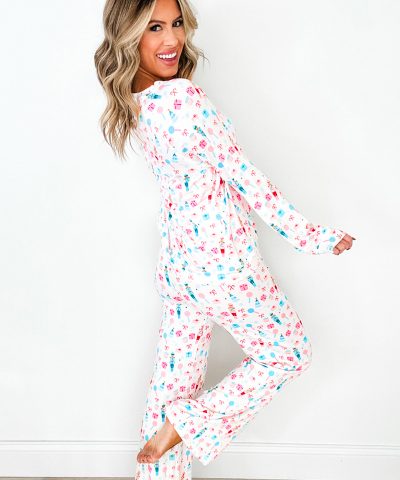 White Christmas Pattern Long Sleeve Top and Wide Leg Pants Set