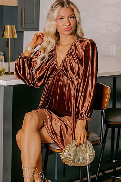 Clay Elastic V Neck Puff Sleeve Short Velvet Dress