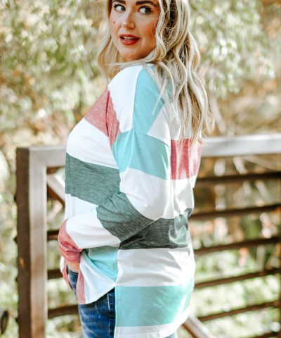 Green Plus Size Colorblock Pullover Top