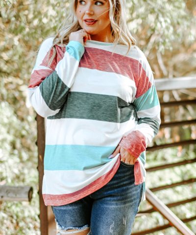 Green Plus Size Colorblock Pullover Top