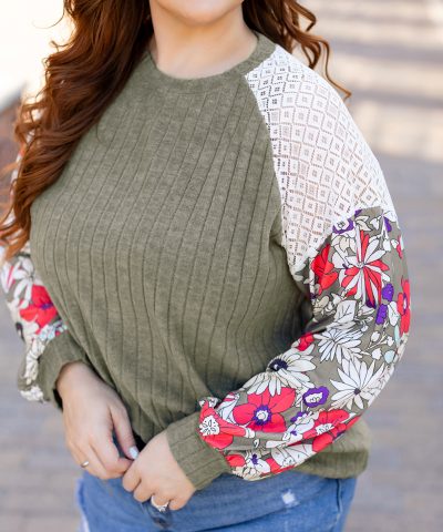 Vineyard Green Plus Size Textured Floral Patchwork Raglan Sleeve Blouse