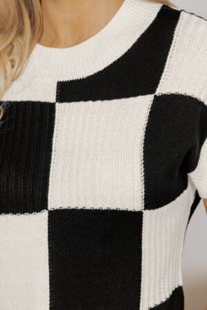 Black Checkered Color Block Crew Neck Short Sleeve Sweater - Image 6