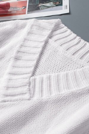 White V neck Drop Shoulder Knitted Sweater - Image 7