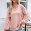 Delicacy Exposed Seam Textured Knit V Neck Pullover Top
