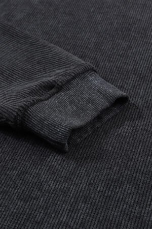 Black Solid Ribbed Knit Round Neck Pullover Sweatshirt - Image 7