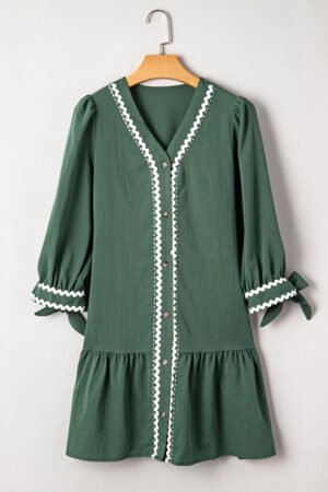 Canton Contrast Ricrac Trim Button V Neck Knotted Bracelet Sleeve Shift Dress
