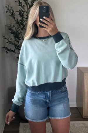 Iceland Blue Contrast Edge Colorblock Patchwork Crop Sweatshirt - Image 3