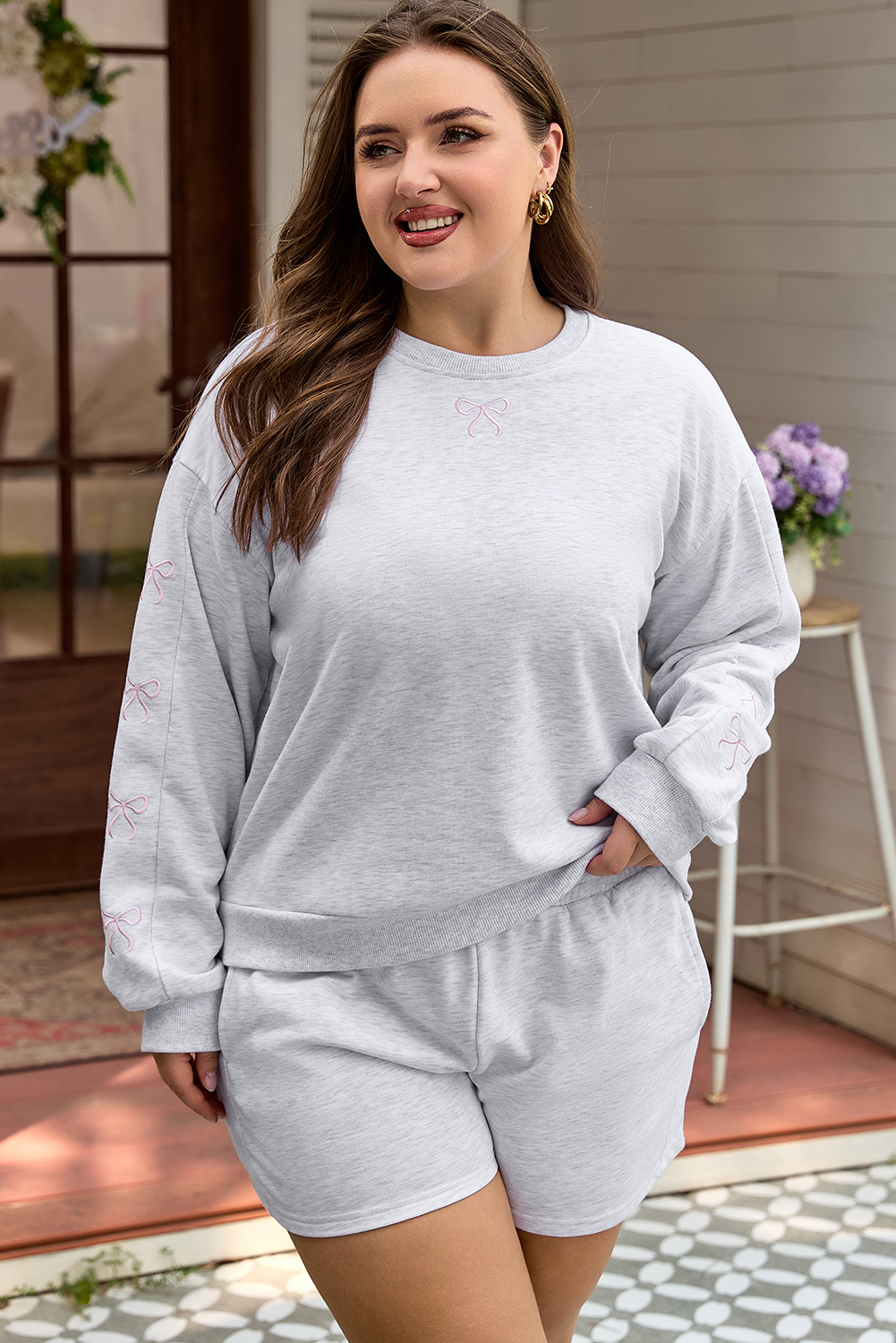 Light Grey Girly Bow Embroidered Puff Sleeve Pullover Loose Shorts Plus 2pcs Outfit Light Grey Girly Bow Embroidered Puff Sleeve Pullover Loose Shorts Plus 2pcs Outfit