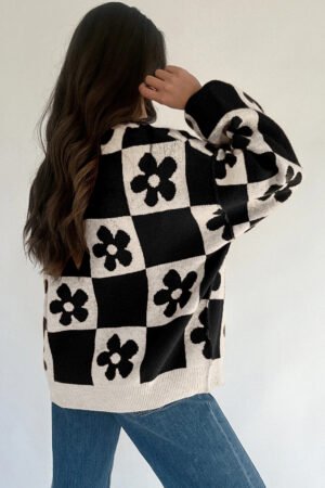 Alternative view of Black Flower Plaid Henley Baggy Sweater