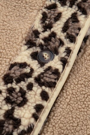 Casual Leopard Print Accent Plush Jacket with Pockets - Image 9