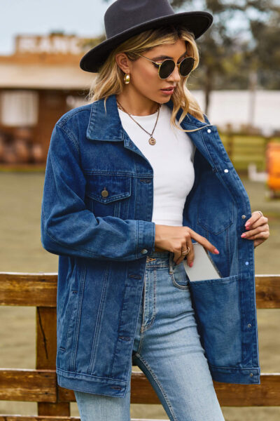 Alternative view of Dark blue classic vintage denim jacket