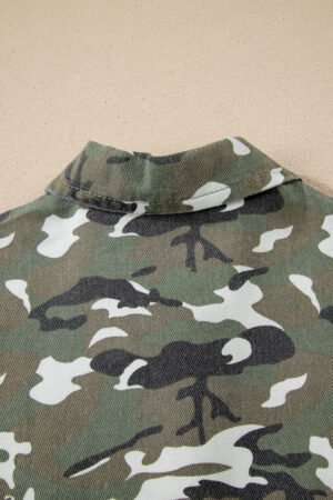 Green Camo Chest Pockets Loose Jean Jacket - Image 4