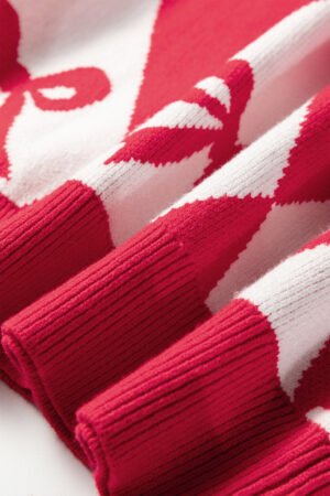 Red Bow Print 2-tone Rhombus Knit Loose Sweater - Image 17