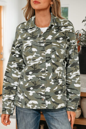 Green Camo Chest Pockets Loose Jean Jacket - Image 17