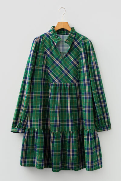 Alternative view of Green Plus Size Plaid Long Sleeve Notched Neck Shift Mini Dress