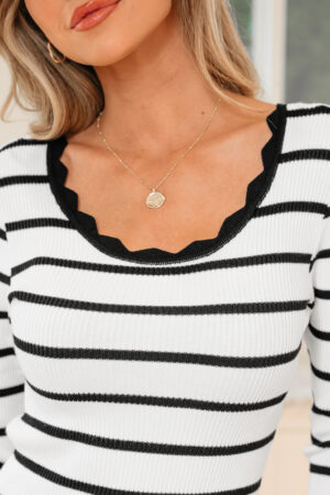 Black white Scalloped Trim U Neck Striped Ribbed Slim Sweater - Image 16