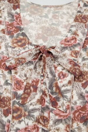 Red Floral Print Stitched Detail Tie V Neck Long Bell Sleeve Blouse - Image 11