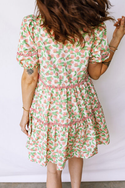 Alternative view of Green Contrast Neckline Ricrac Trim Floral Short Puff Sleeve Dress