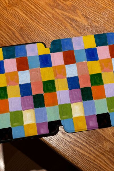 Alternative view of Unique Abstract Pattern Modern Art Grid Kindle Case