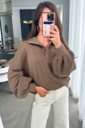 Casual Solid Color Textured Snap Button Collared Baggy Top - Image 3