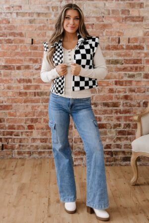 Black Double Checked Stand Collar Cropped Puffer Vest - Image 15