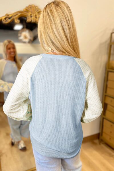 Alternative view of Beau Blue Textured Knit Color Block Floral Patchwork Long Sleeve Top